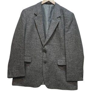 Haggar Gallery Men's 2 Button Wool Sport Blazer Jacket Long Sleeve Size 44 Gray